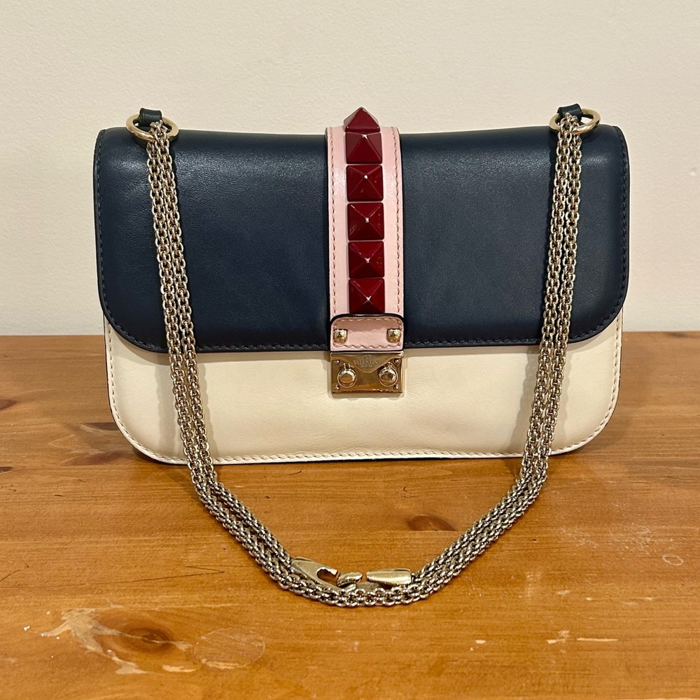 Valentino Garavani Medium Glam Rock Rock stud shoulder bag